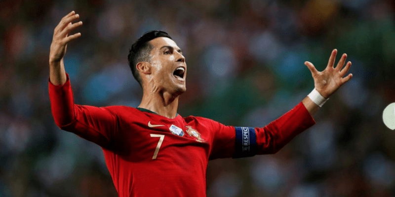 Cristiano Ronaldo Vua phá lưới mọi thời đại Euro