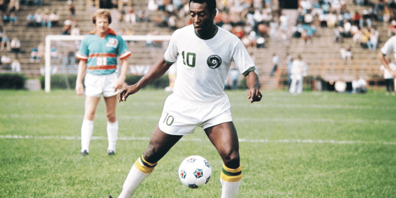Pelé – Vua bóng đá thế kỷ 20